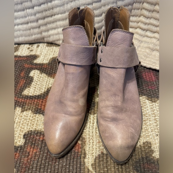 Frye Ray Harness Back Zip Bootie in Lilac - Picture 3 of 8